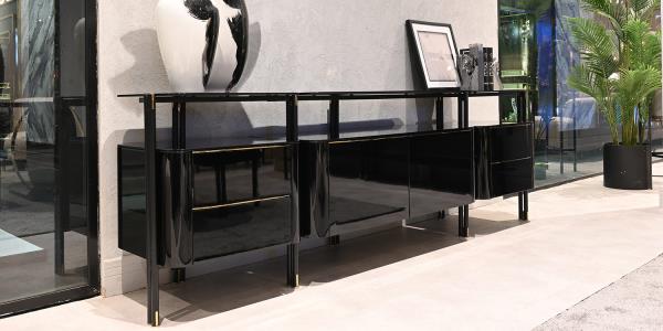 DARK SIDEBOARD